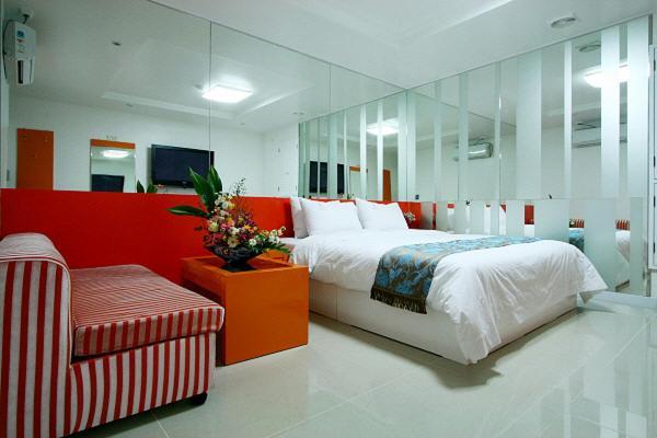 Hotel Cleopatra Ilsan Kōyō Chambre photo