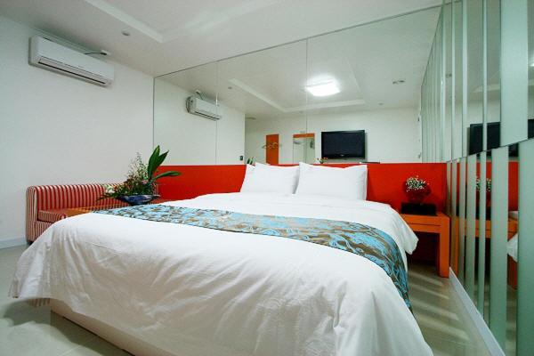 Hotel Cleopatra Ilsan Kōyō Chambre photo